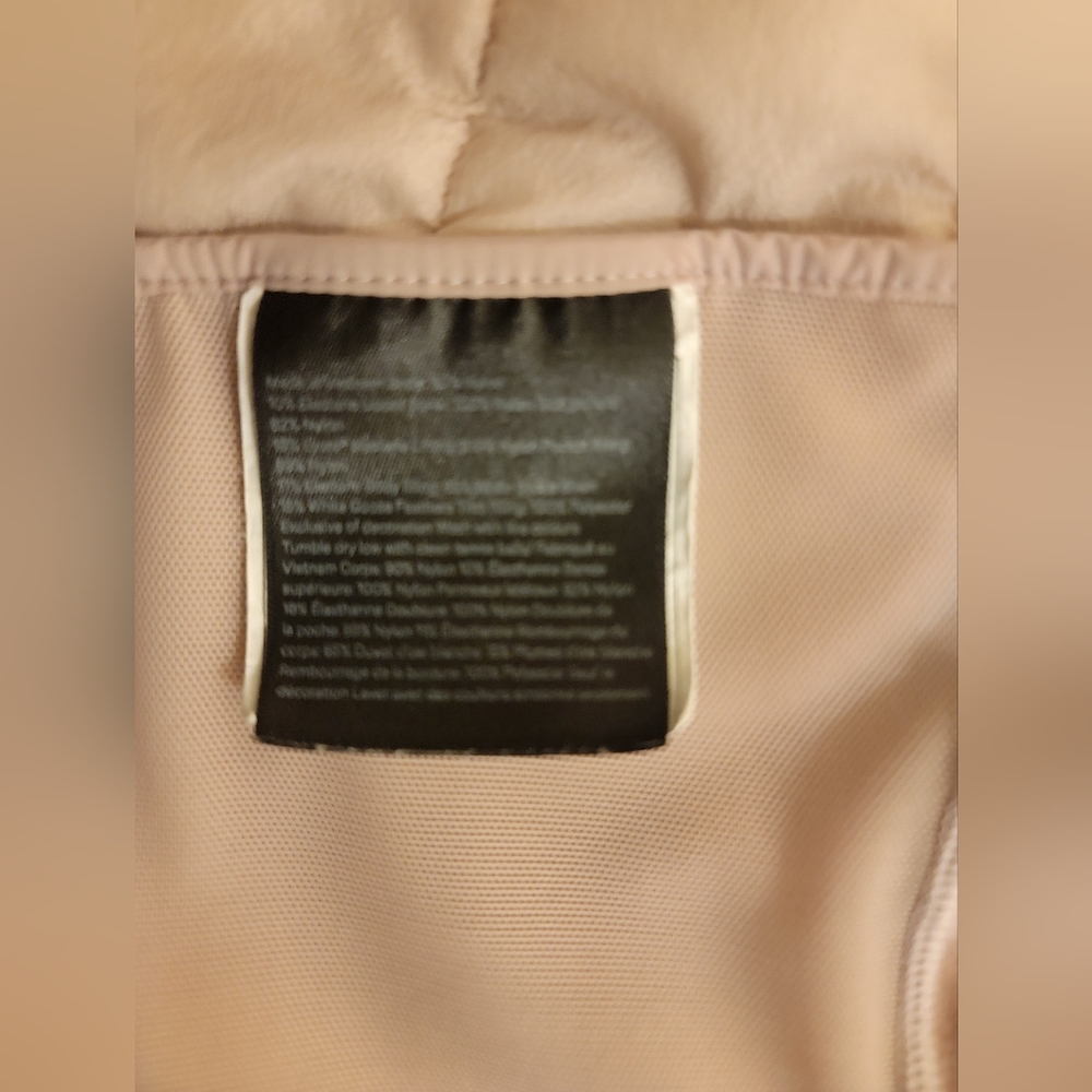 Lululemon "Down For It All" Vest - Size 4- White Goose Down - Picture 3 of 8